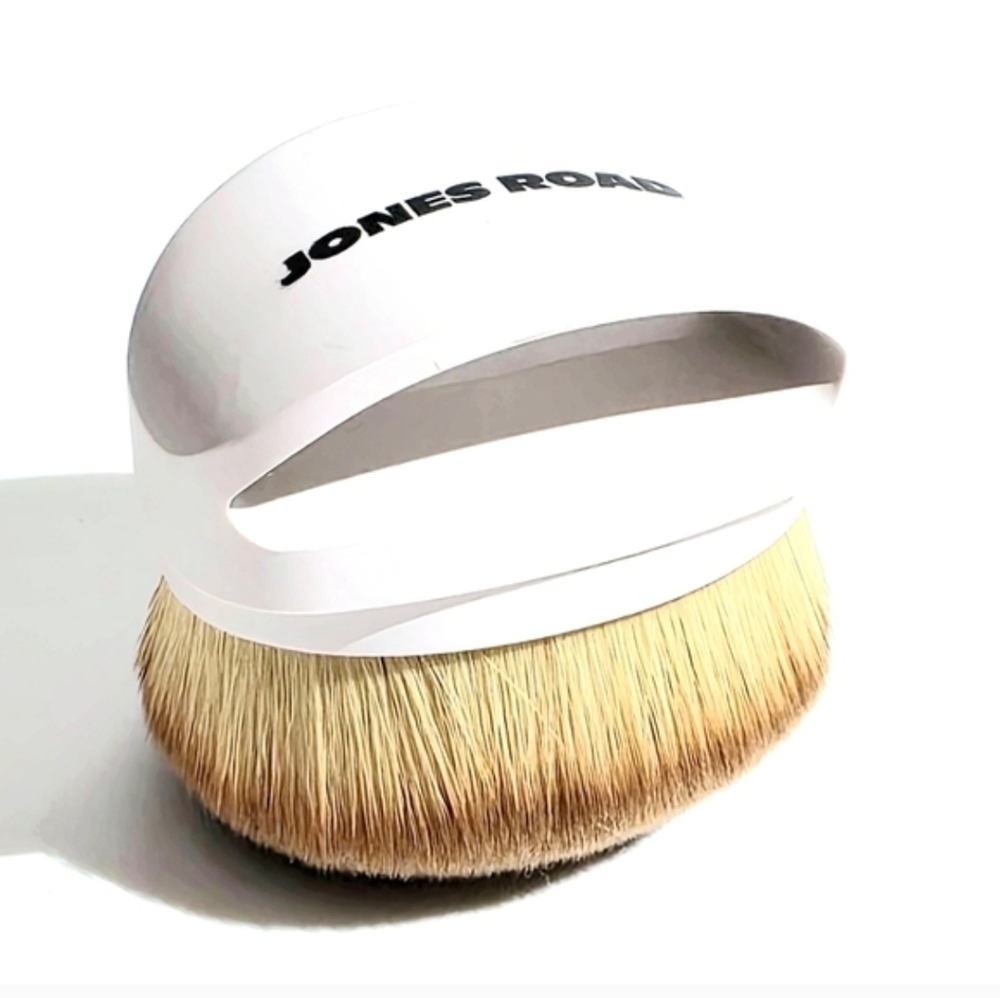 Jones Road The Buff Brush New LE